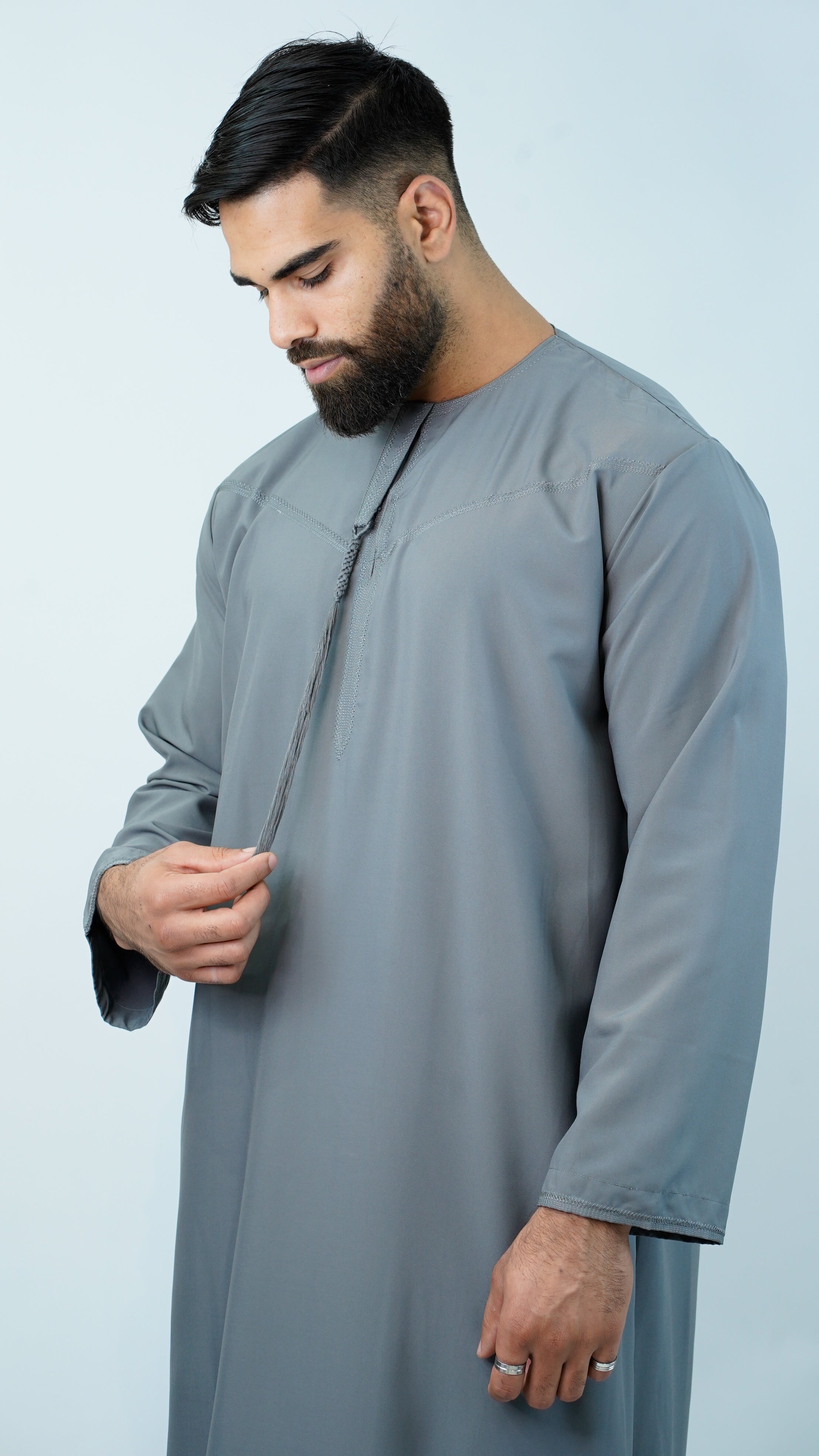Grey Emirati Thobe