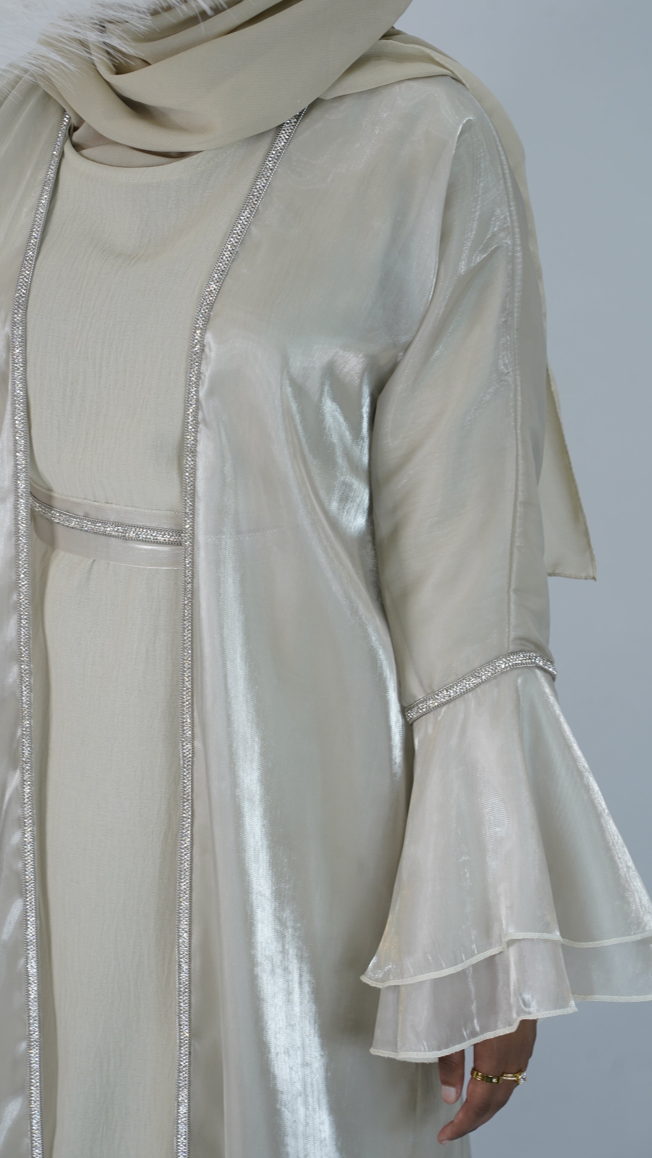 Hiba Cream Abaya