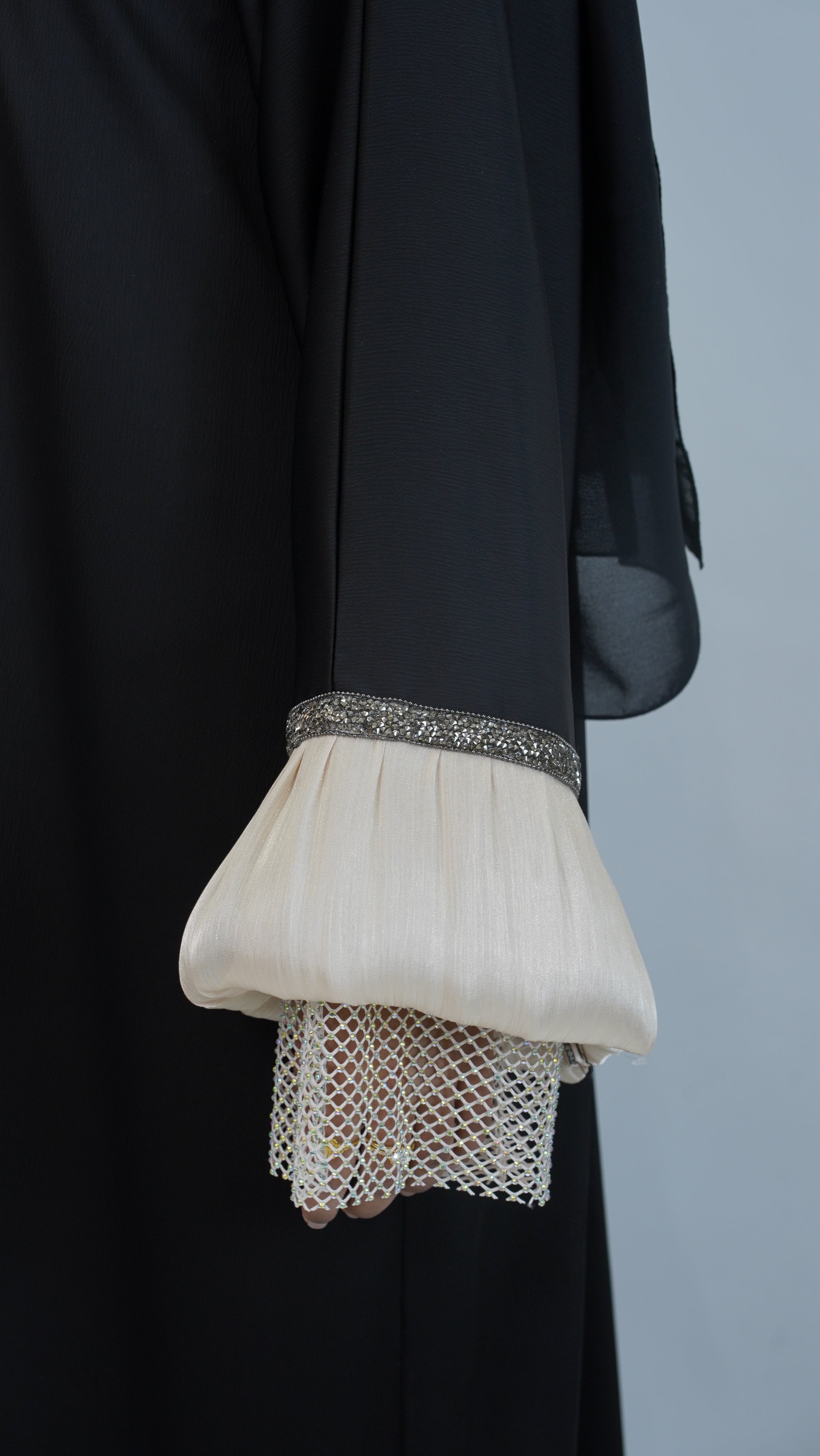Khoshi Black Abaya
