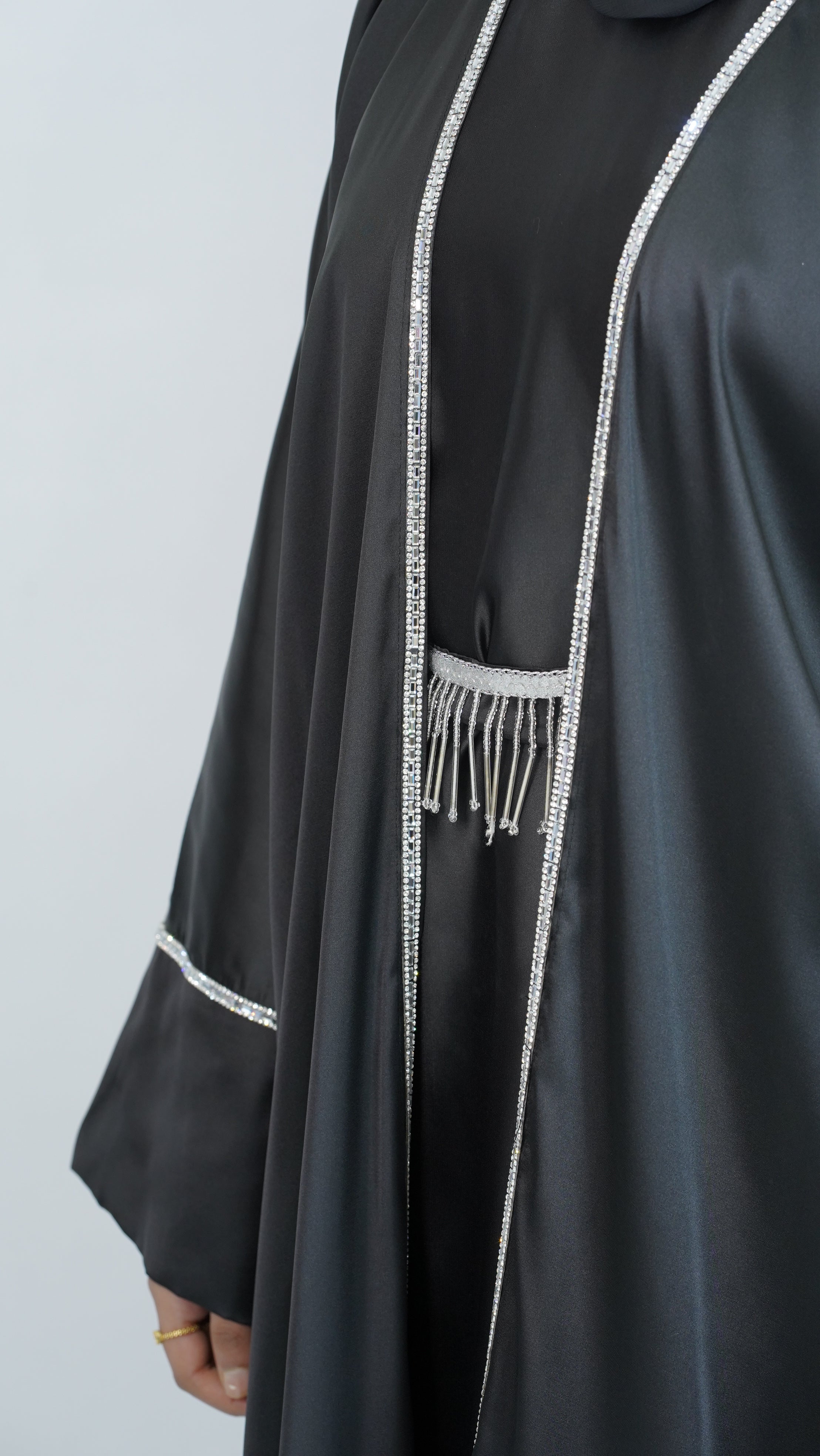 Safa Black Abaya