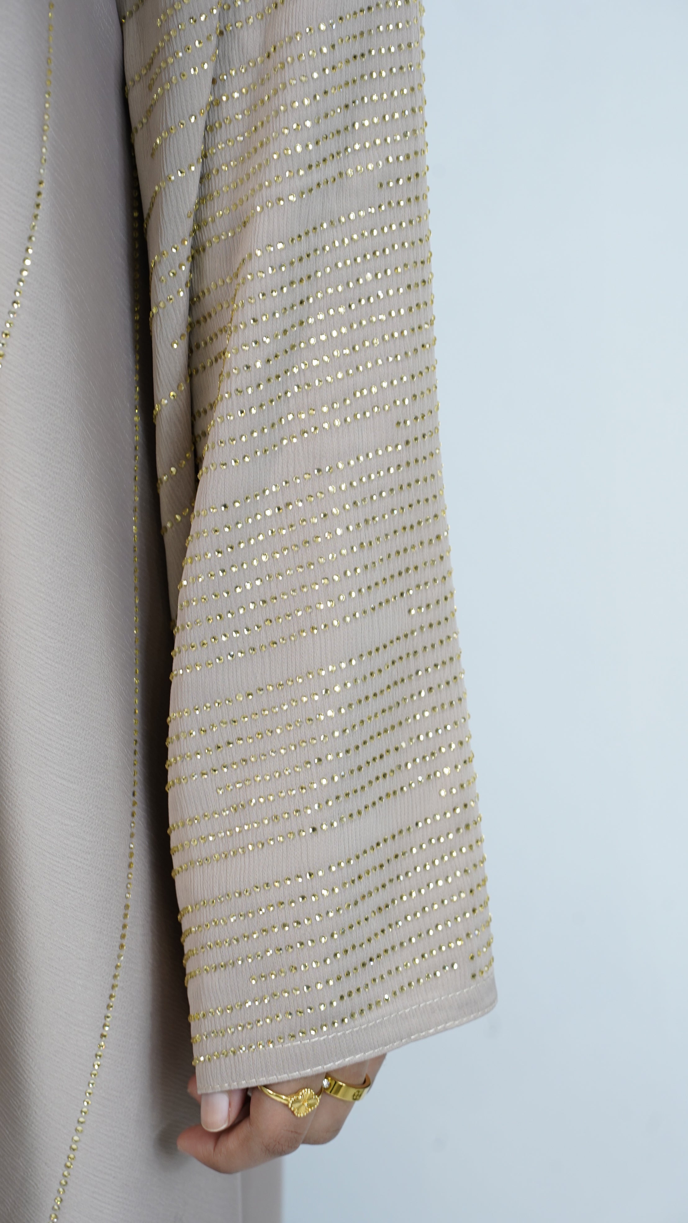Marwa Cream Abaya