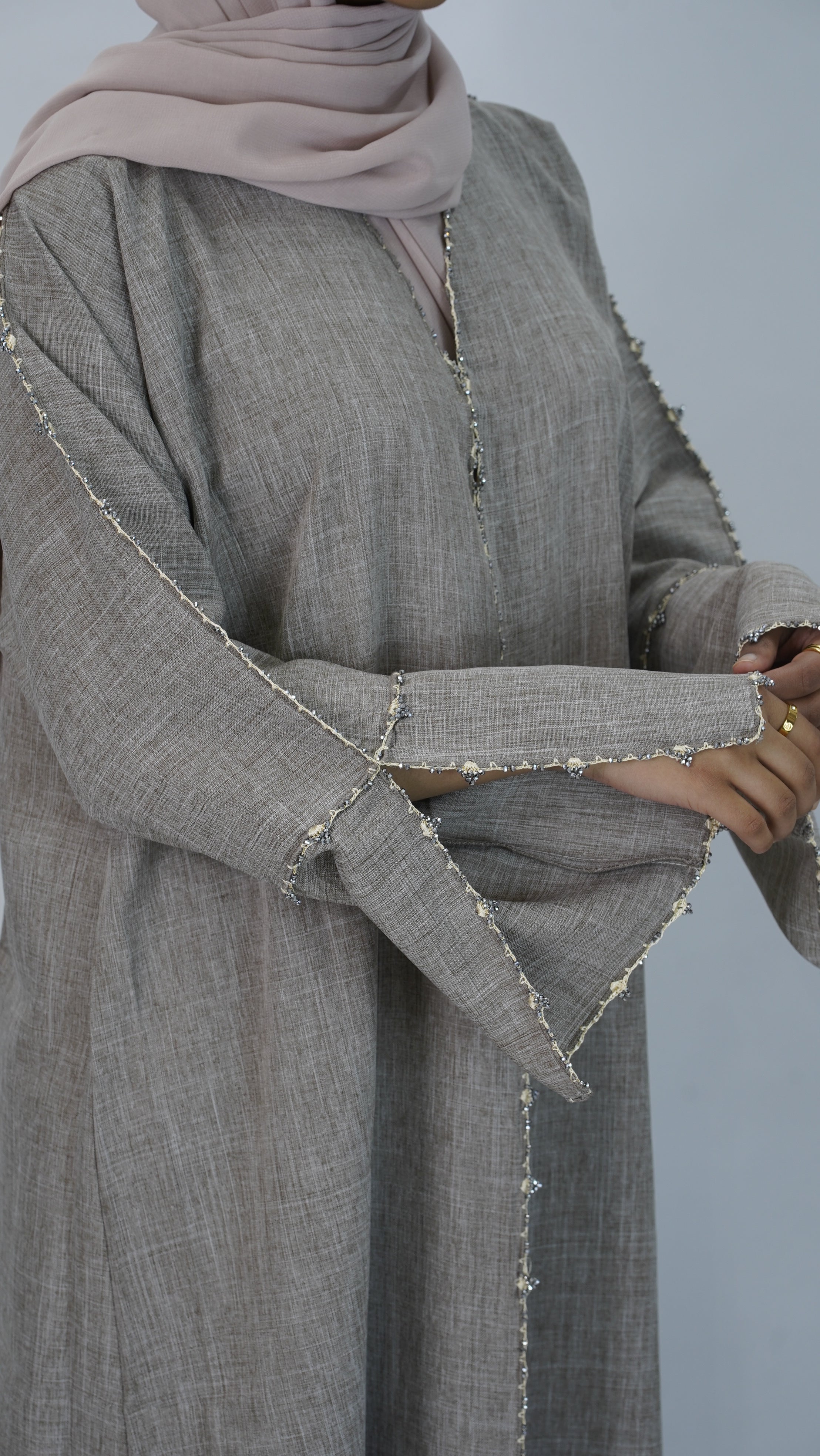 Sahar Mocha linen Abaya
