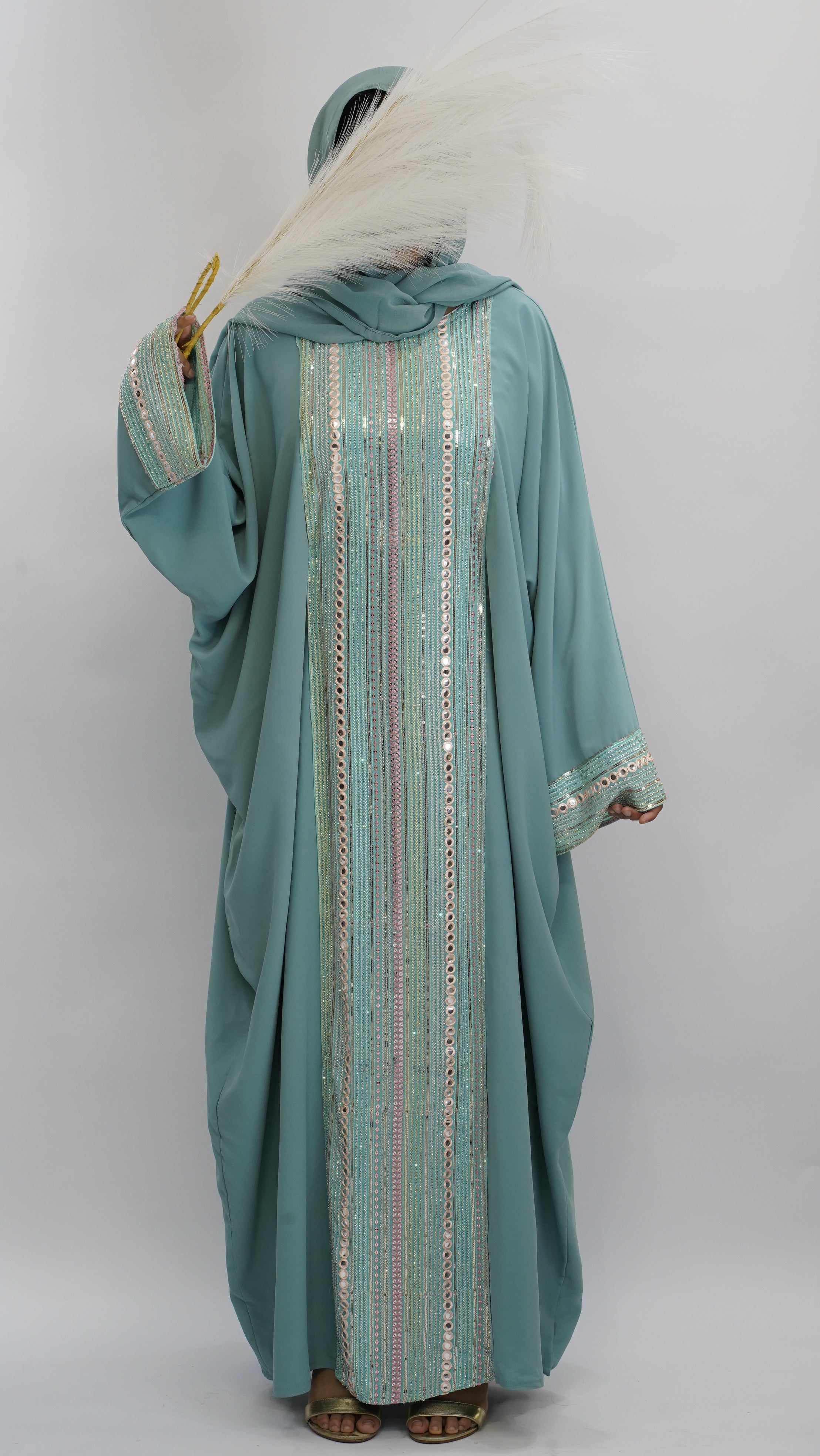 Nuha Abaya