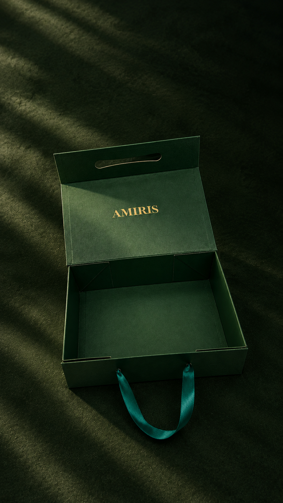 AMIRIS luxury green gift box