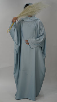 Zaynab Abaya