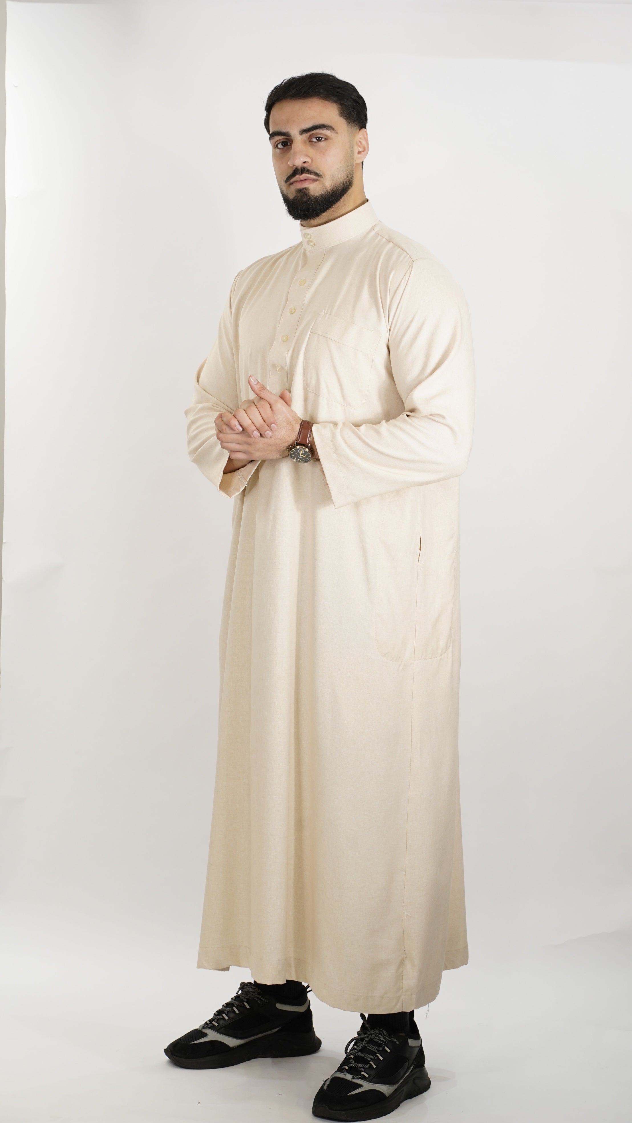 Emirati Thobes