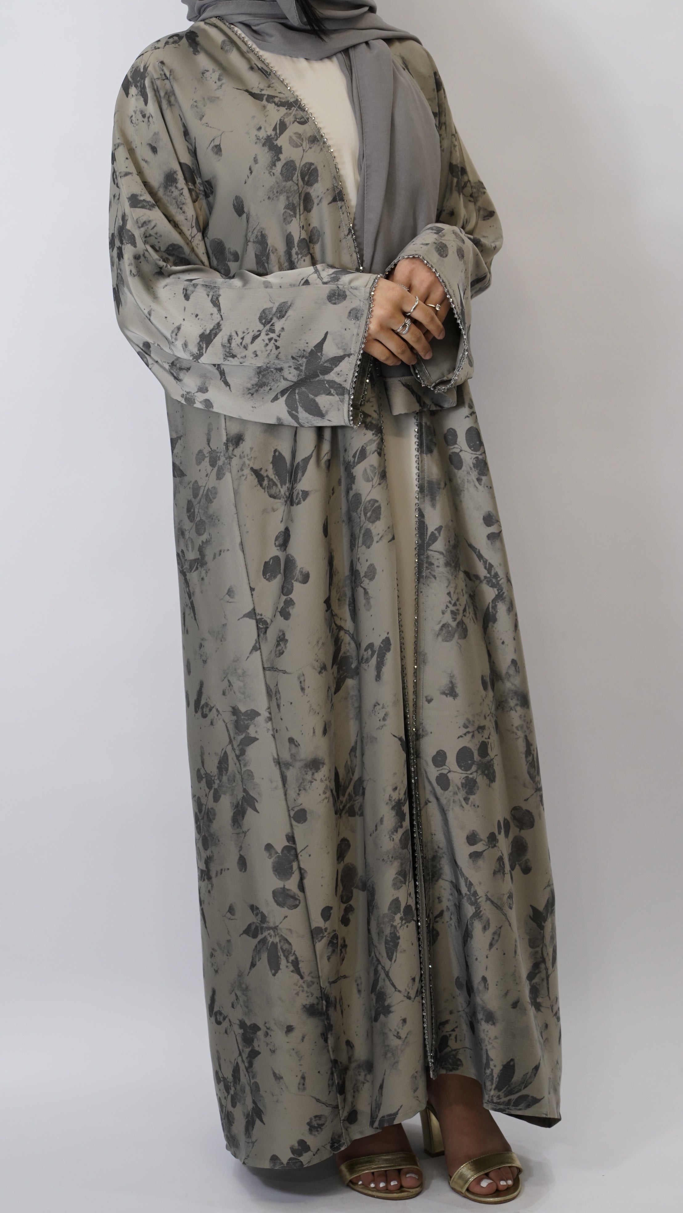 Bushra Abaya