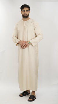 Emirati Thobe