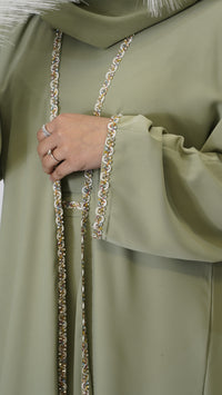 Najma Abaya