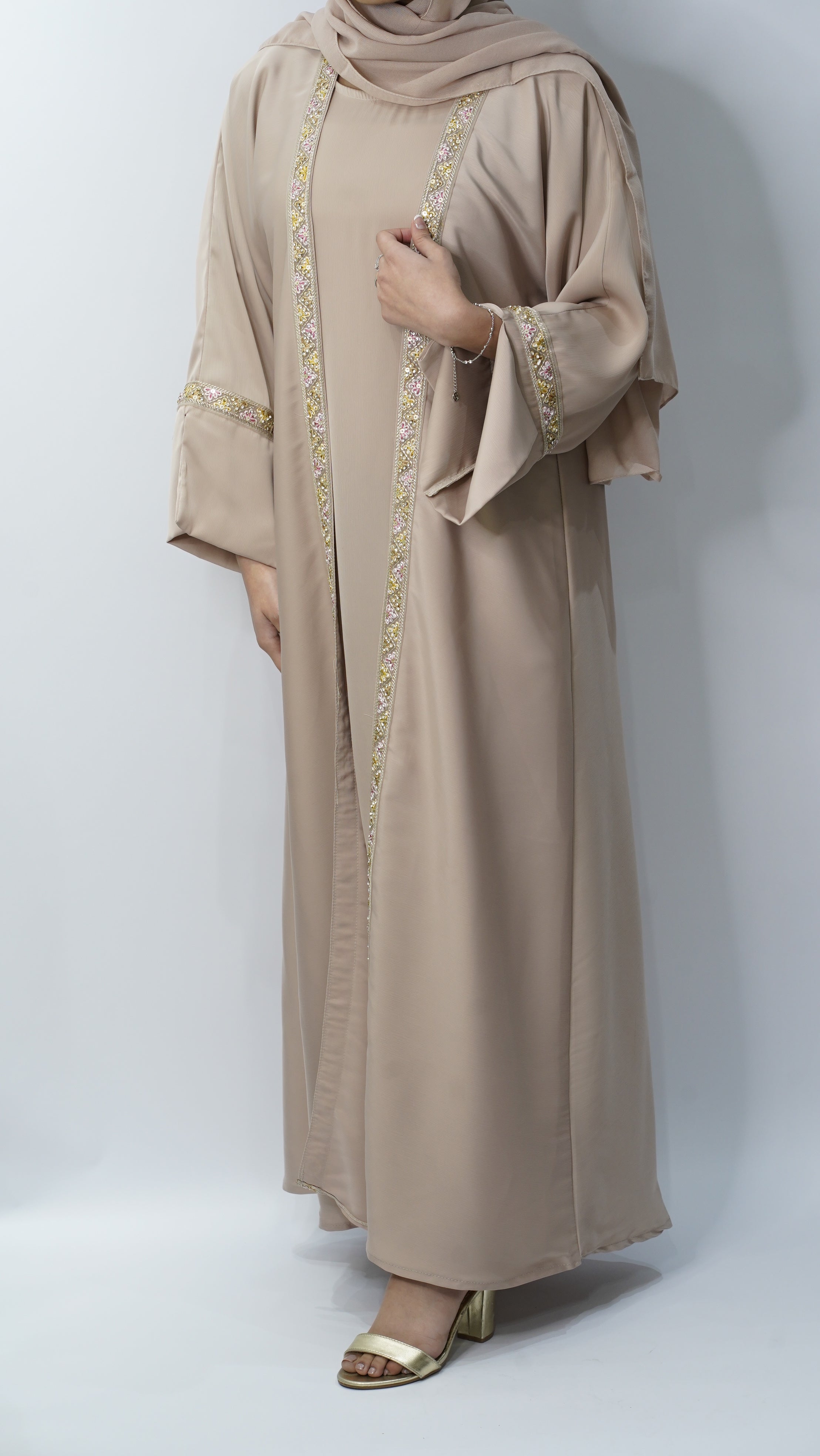 Khoshi abaya
