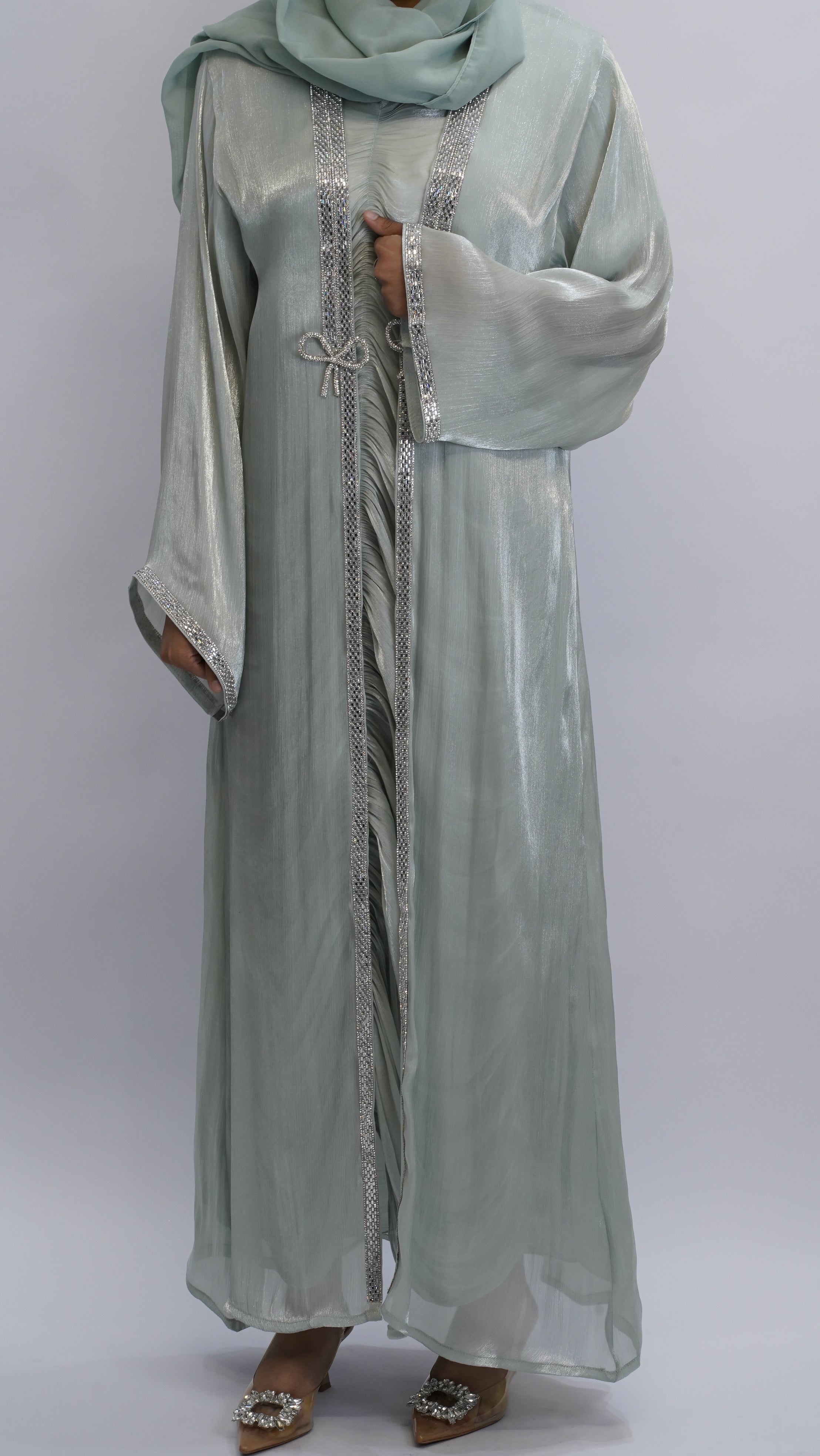 Zareen Abaya