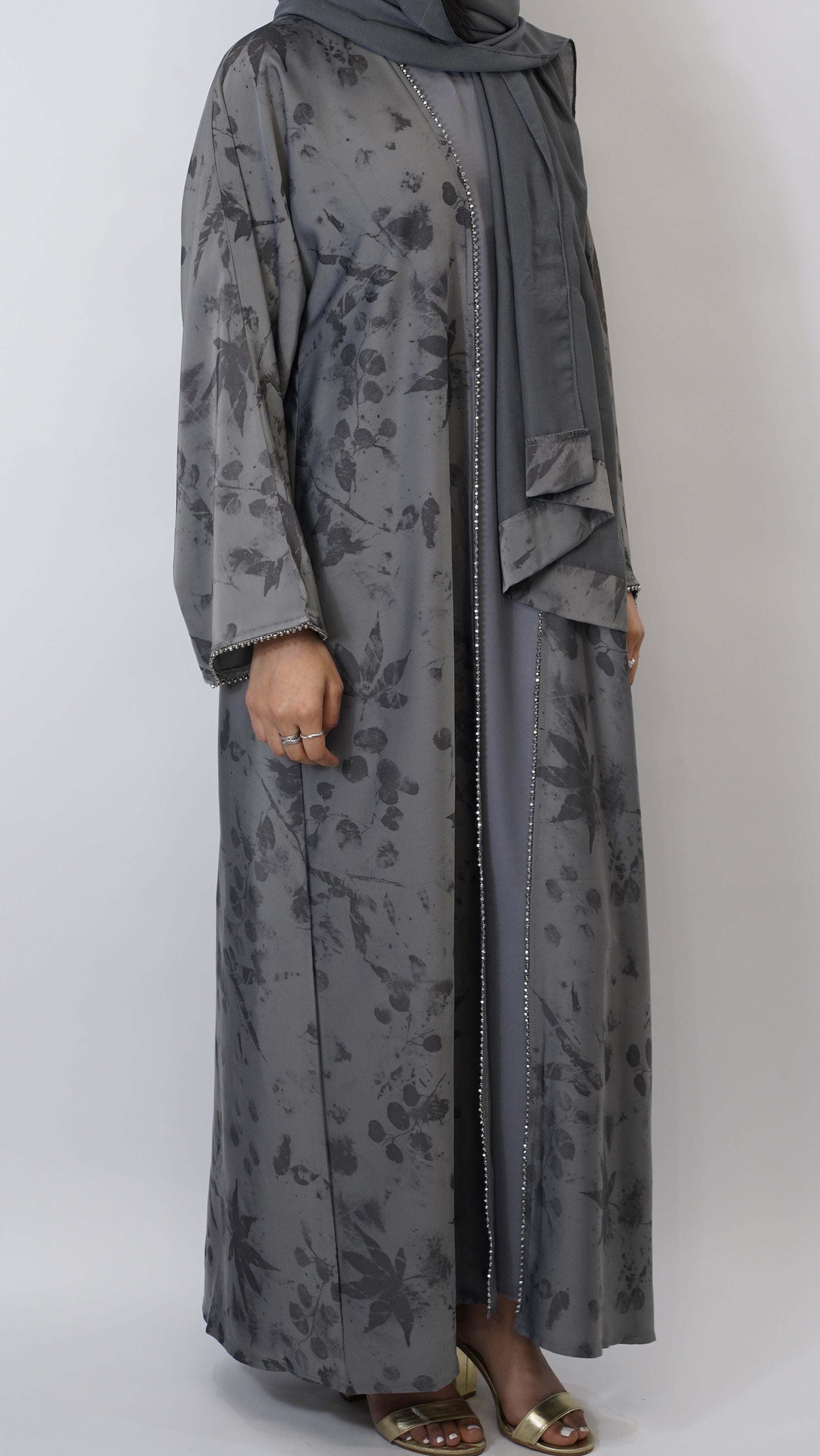 Bushra Abaya