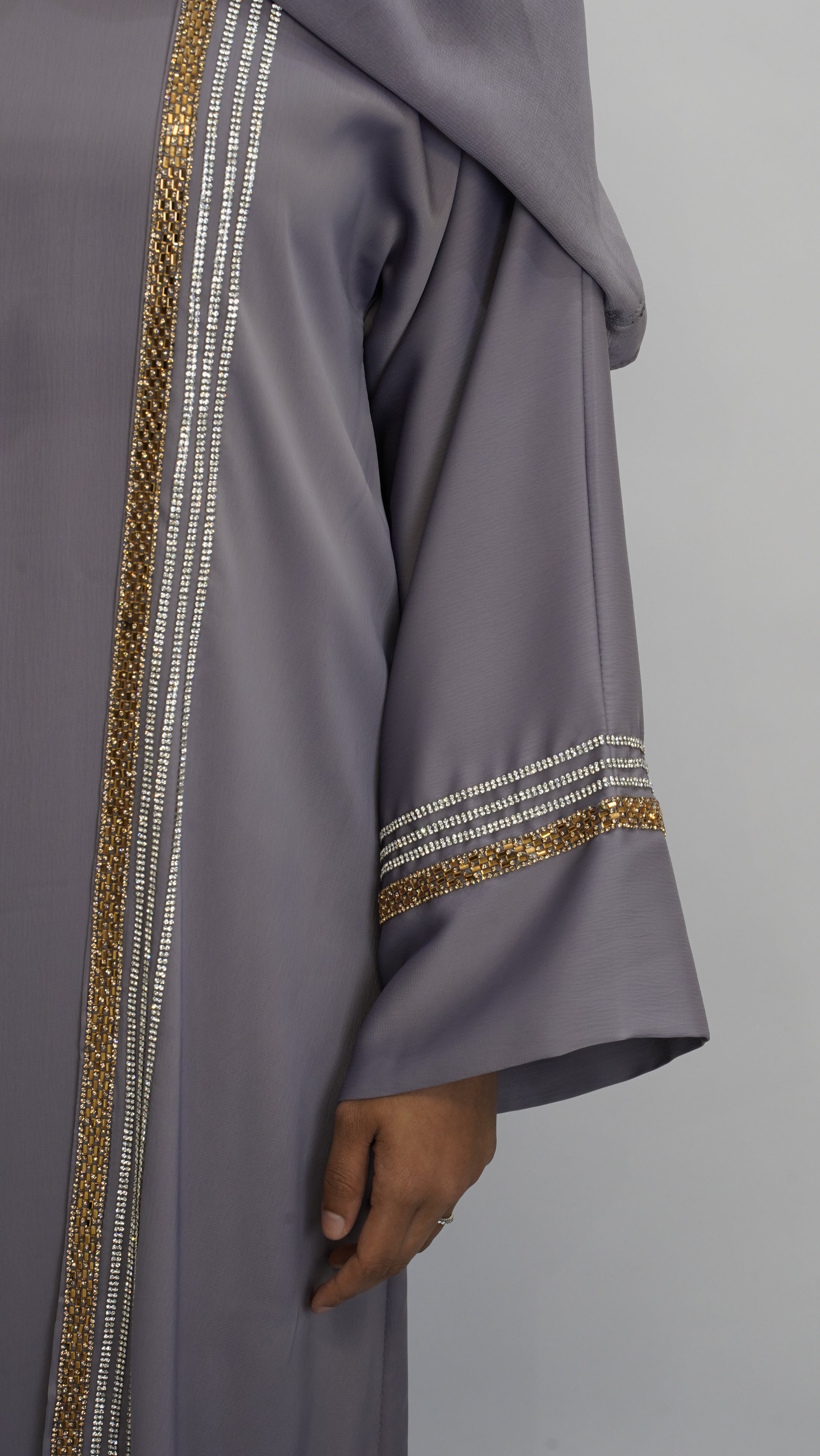 Almas Abaya