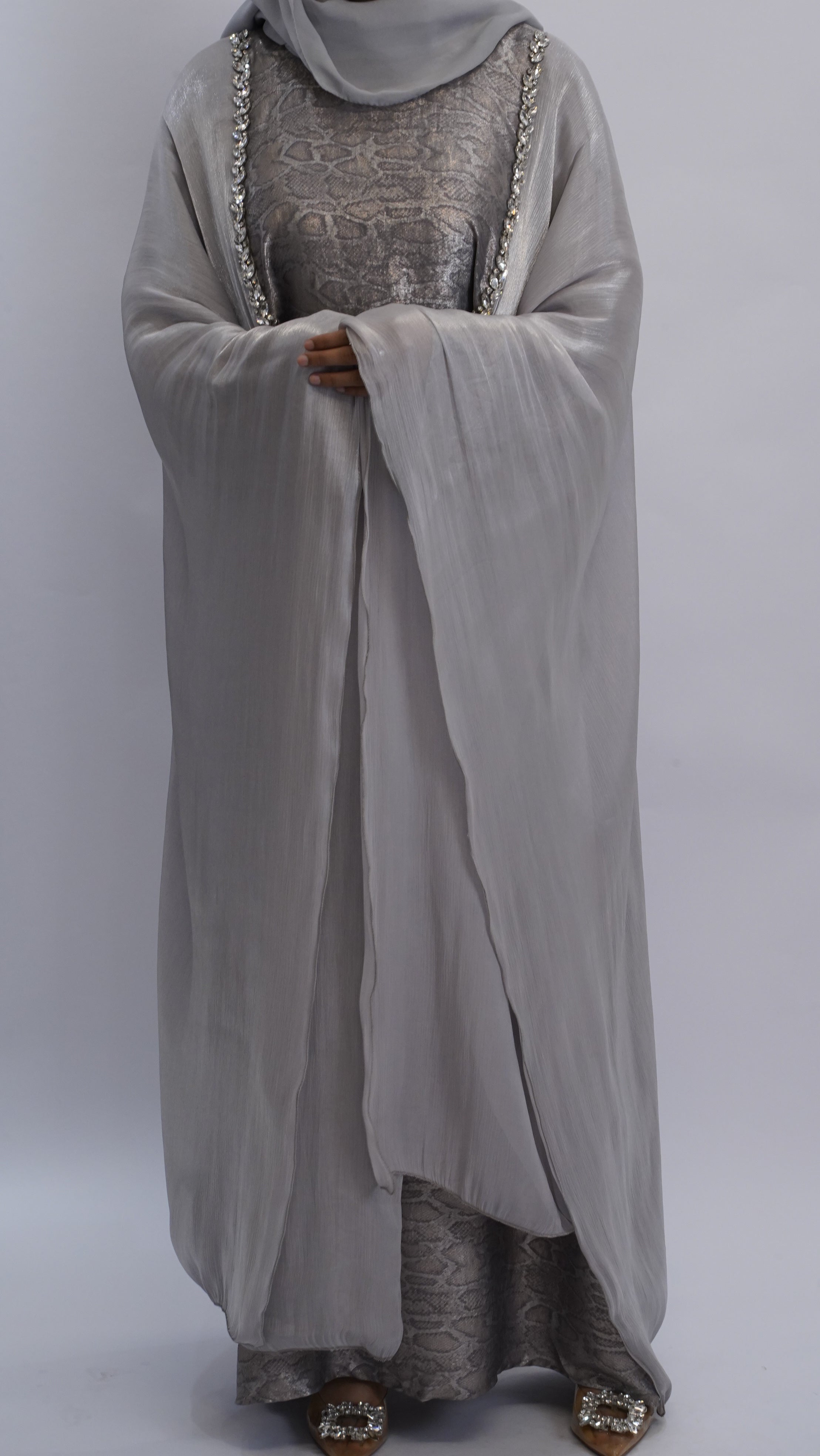 Inaya Abaya