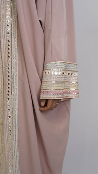 Nuha Abaya