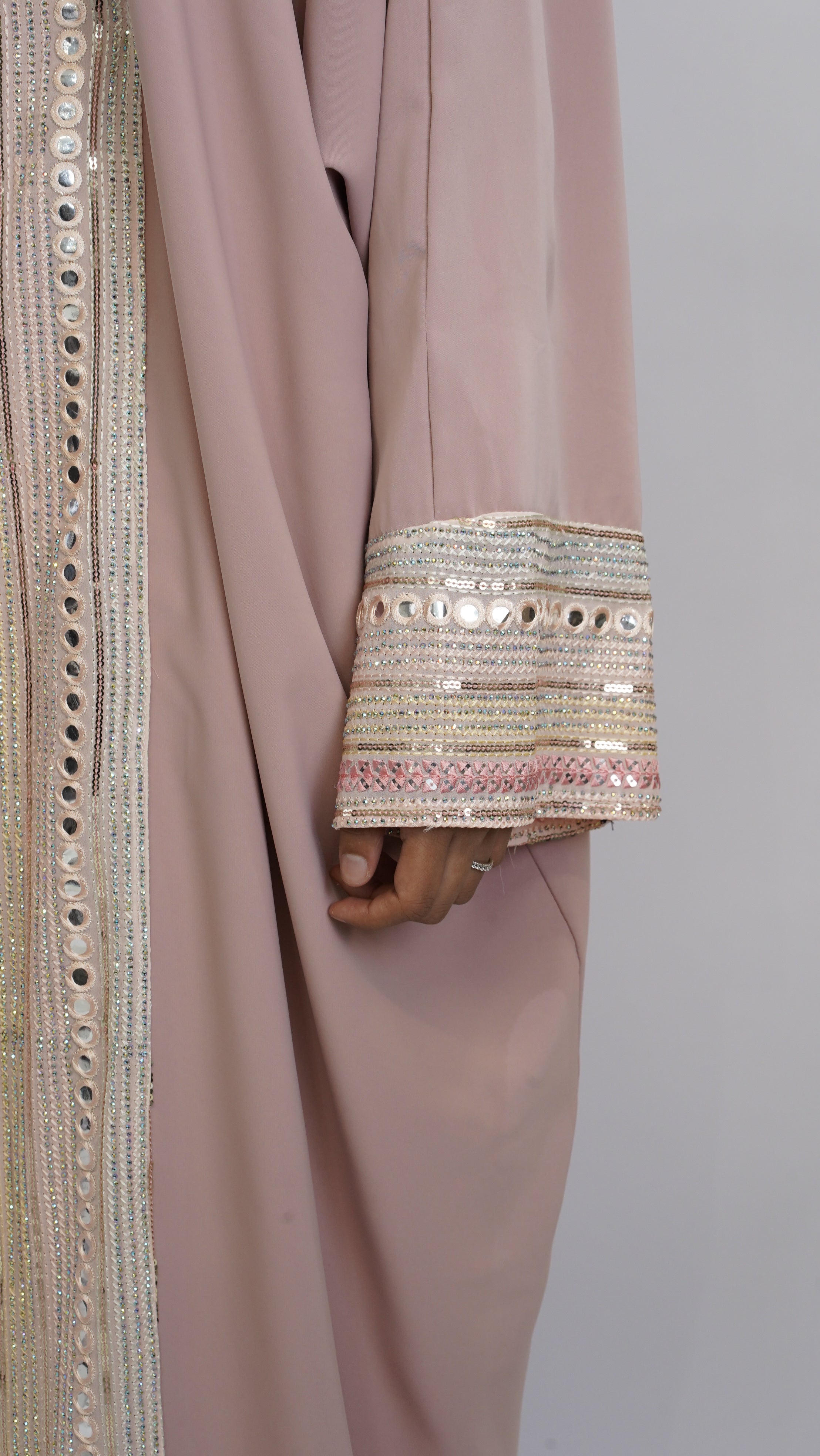 Nuha Abaya