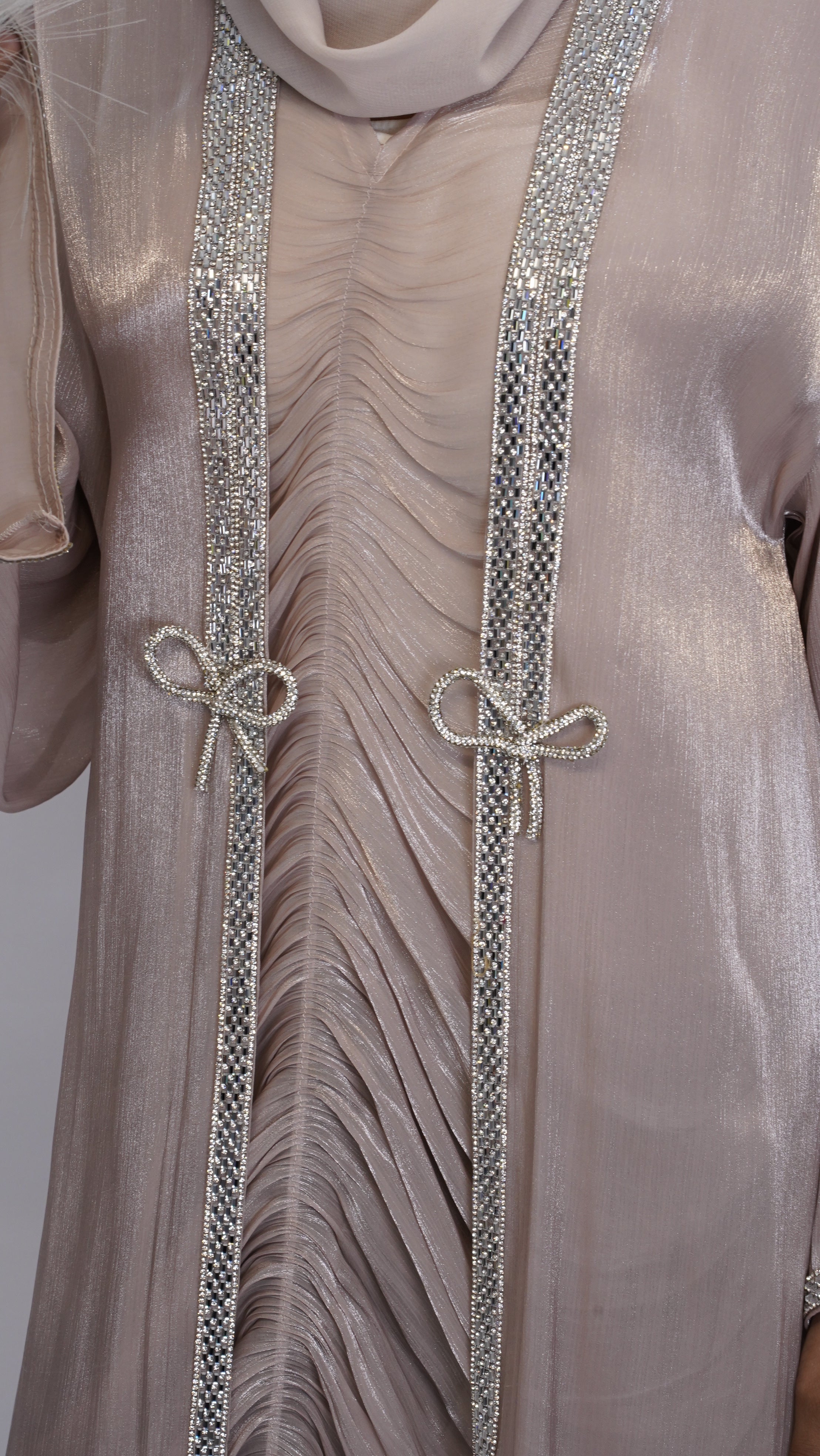 Zareen Abaya