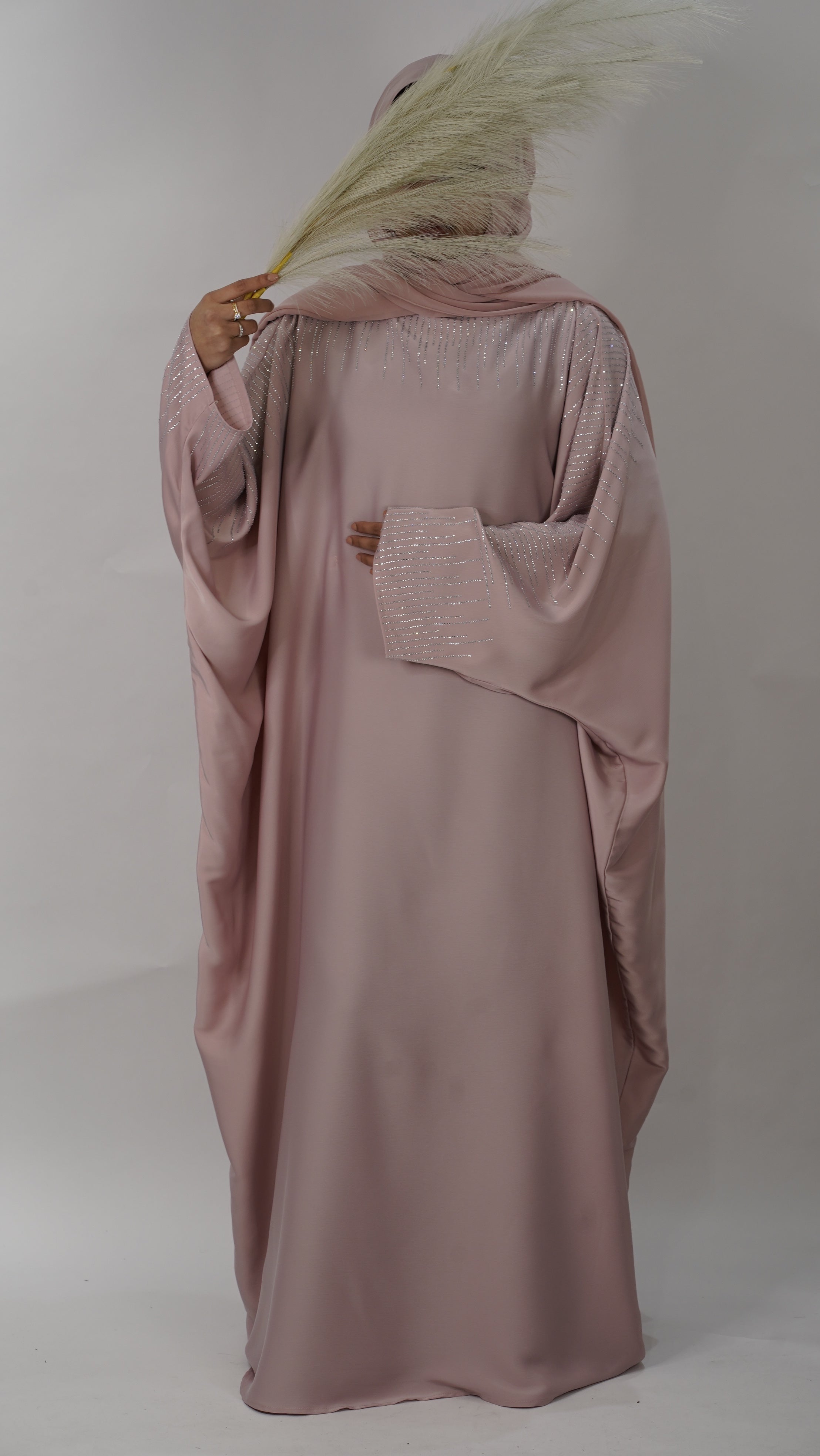 Zaynab Abaya
