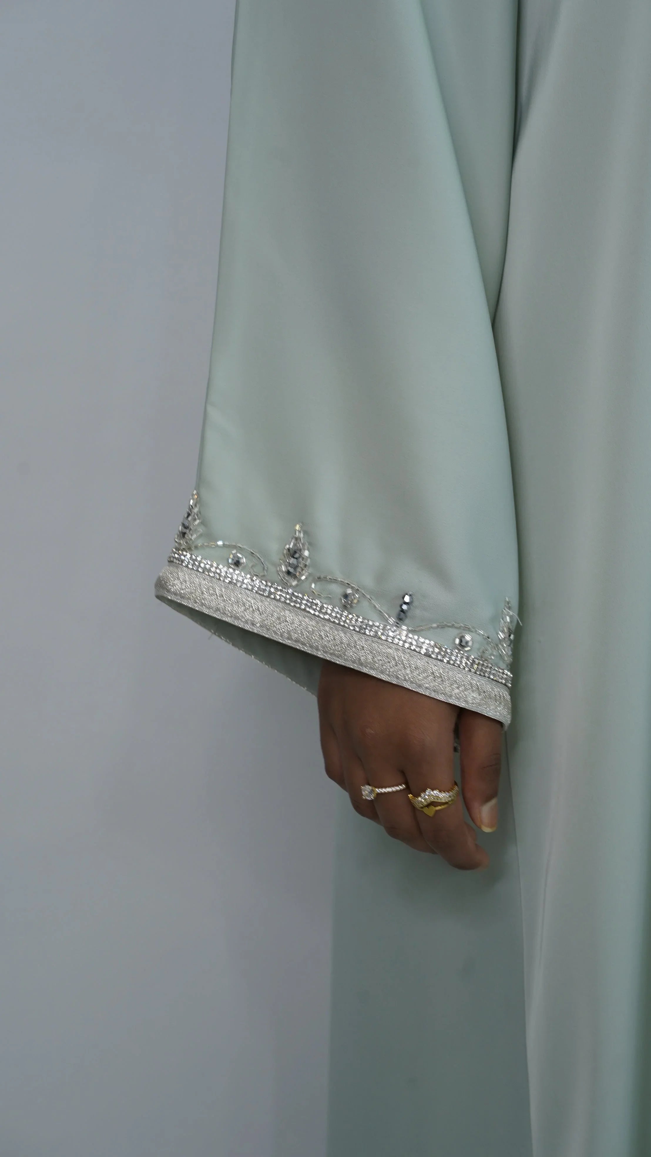 Ayaa Embroidery Caftan - Mint Green