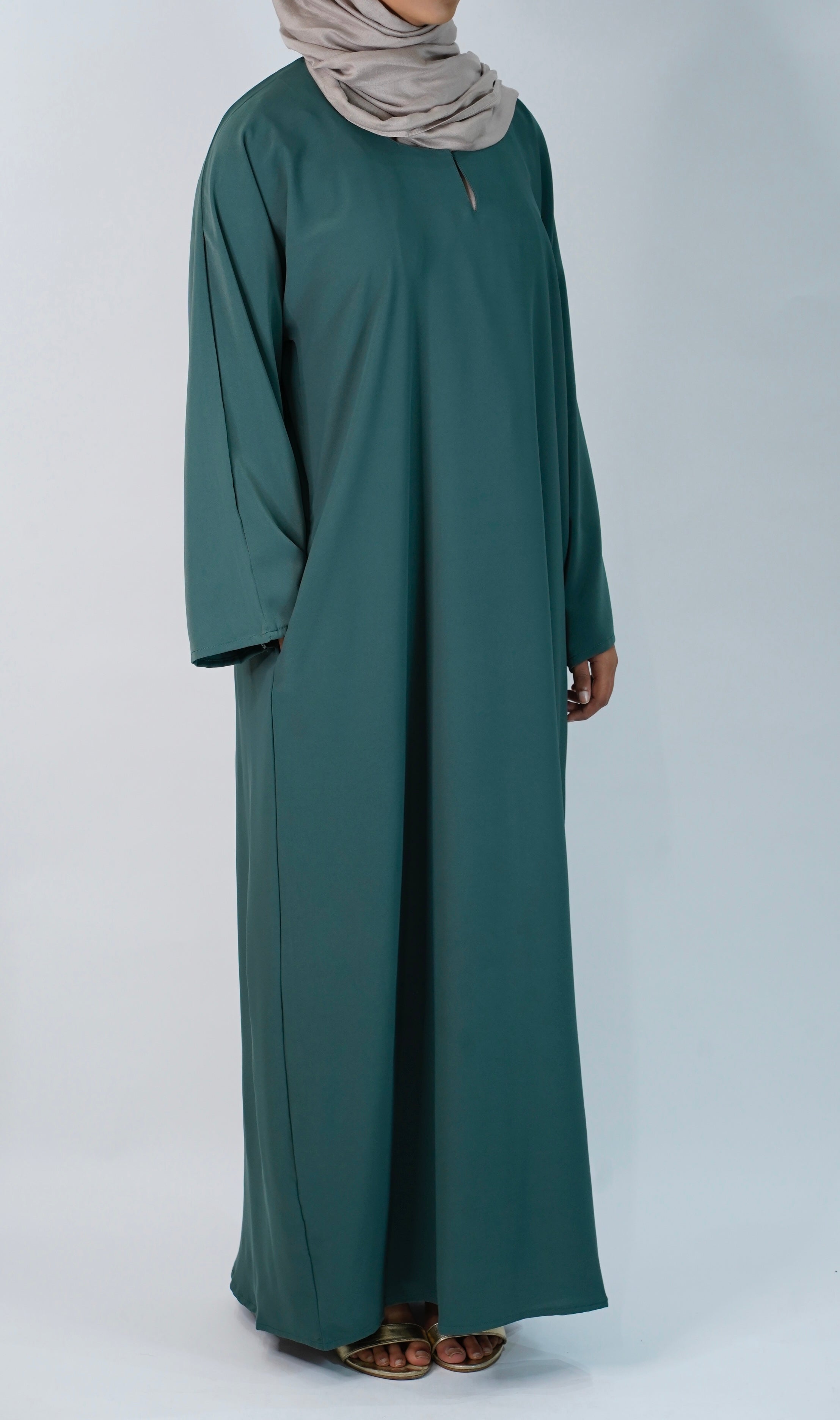 Plain Abaya with pockets