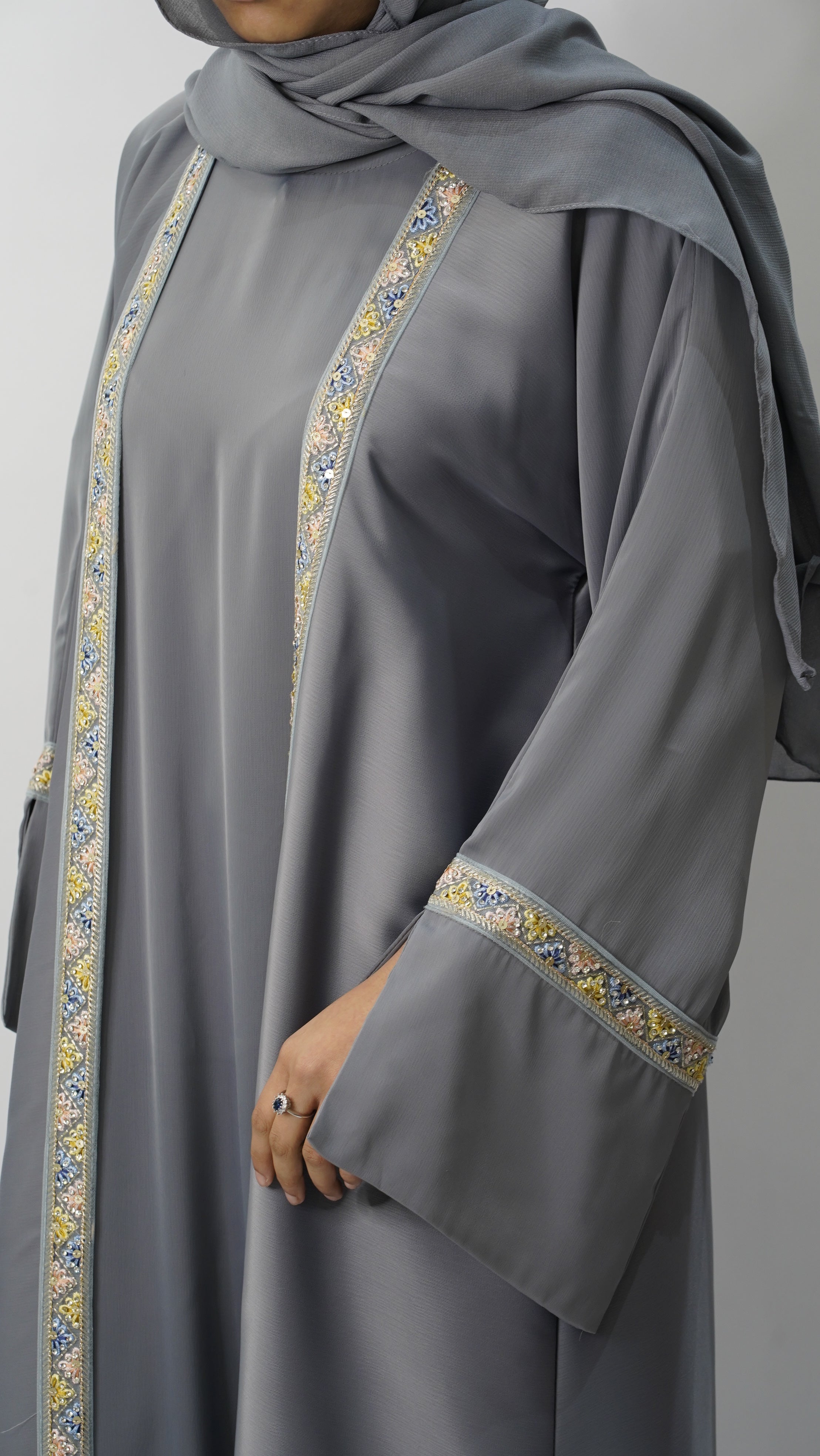 Khoshi abaya