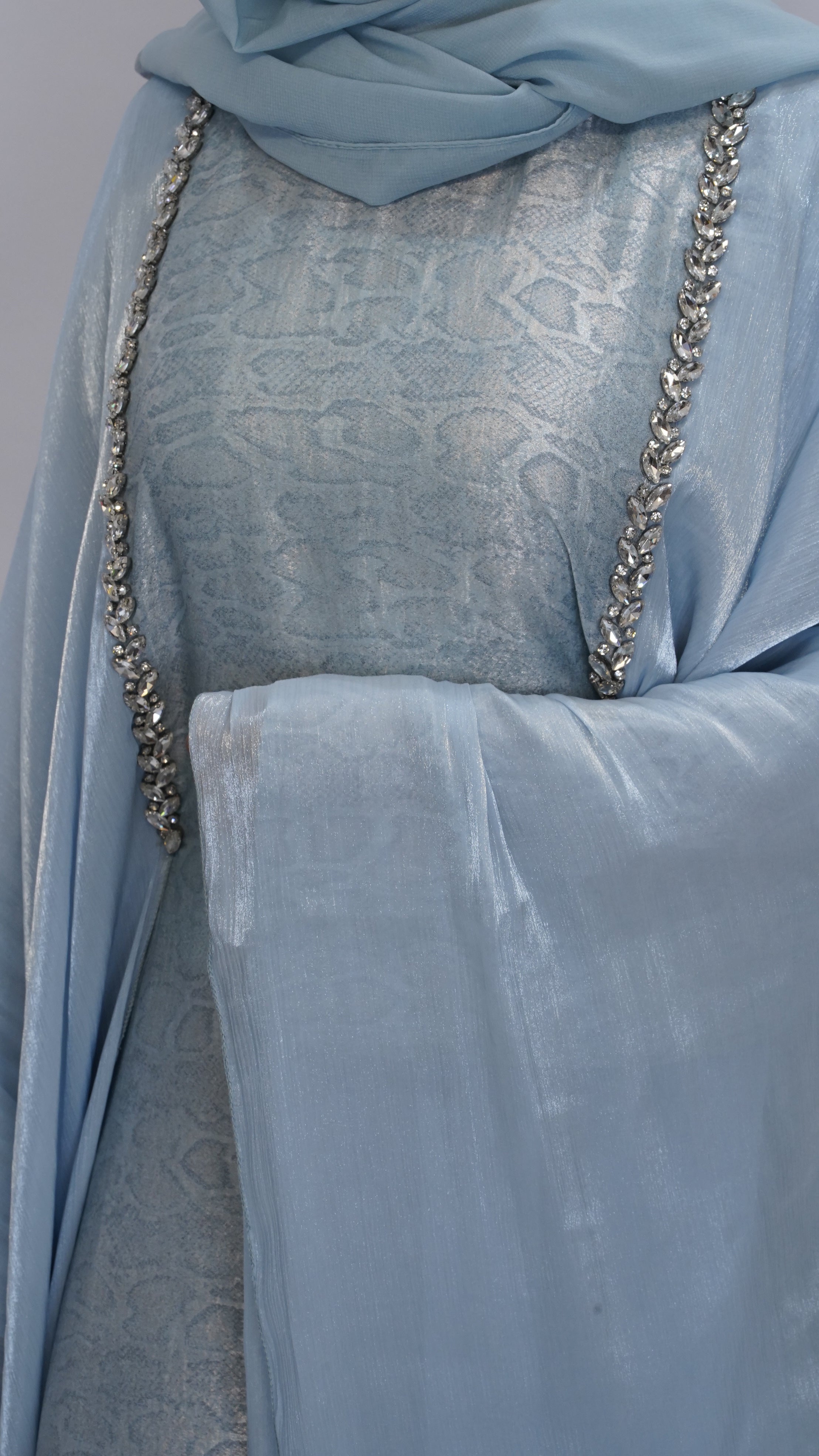 Inaya Abaya