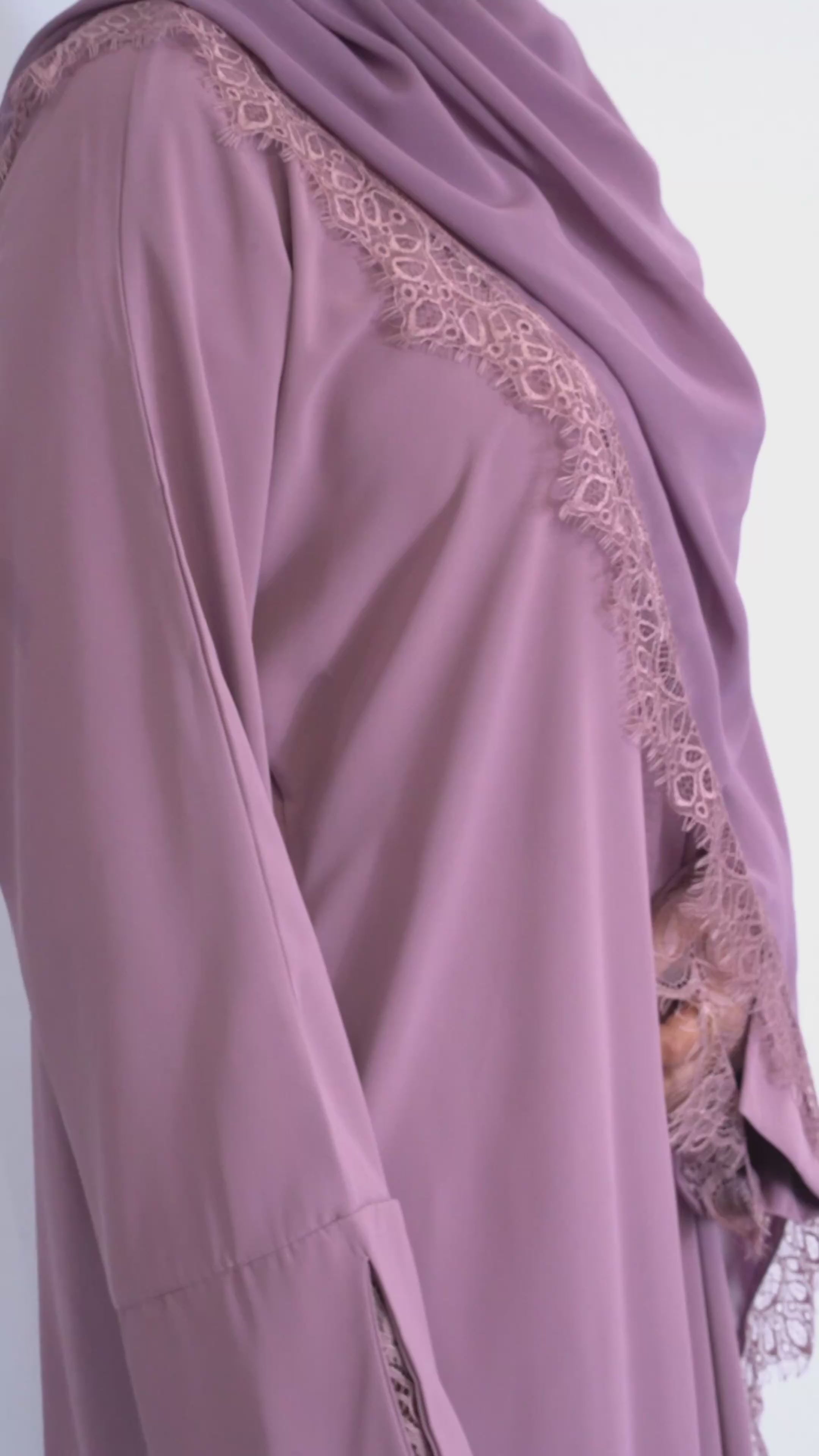 Sahar Closed Abaya