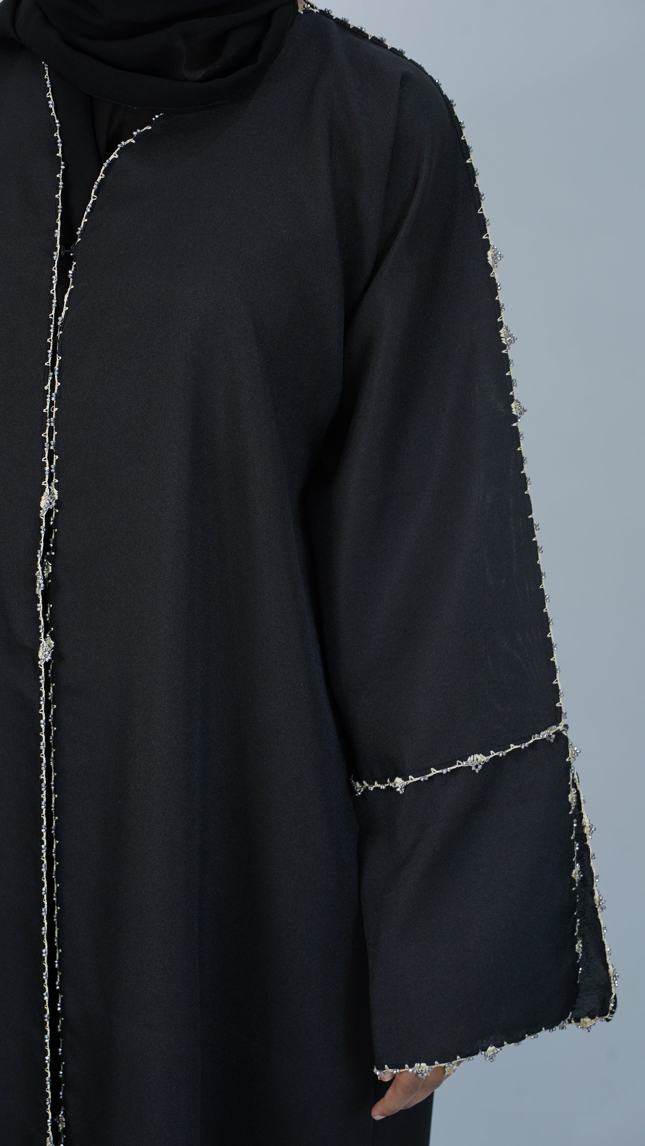 Sahar Black linen Abaya
