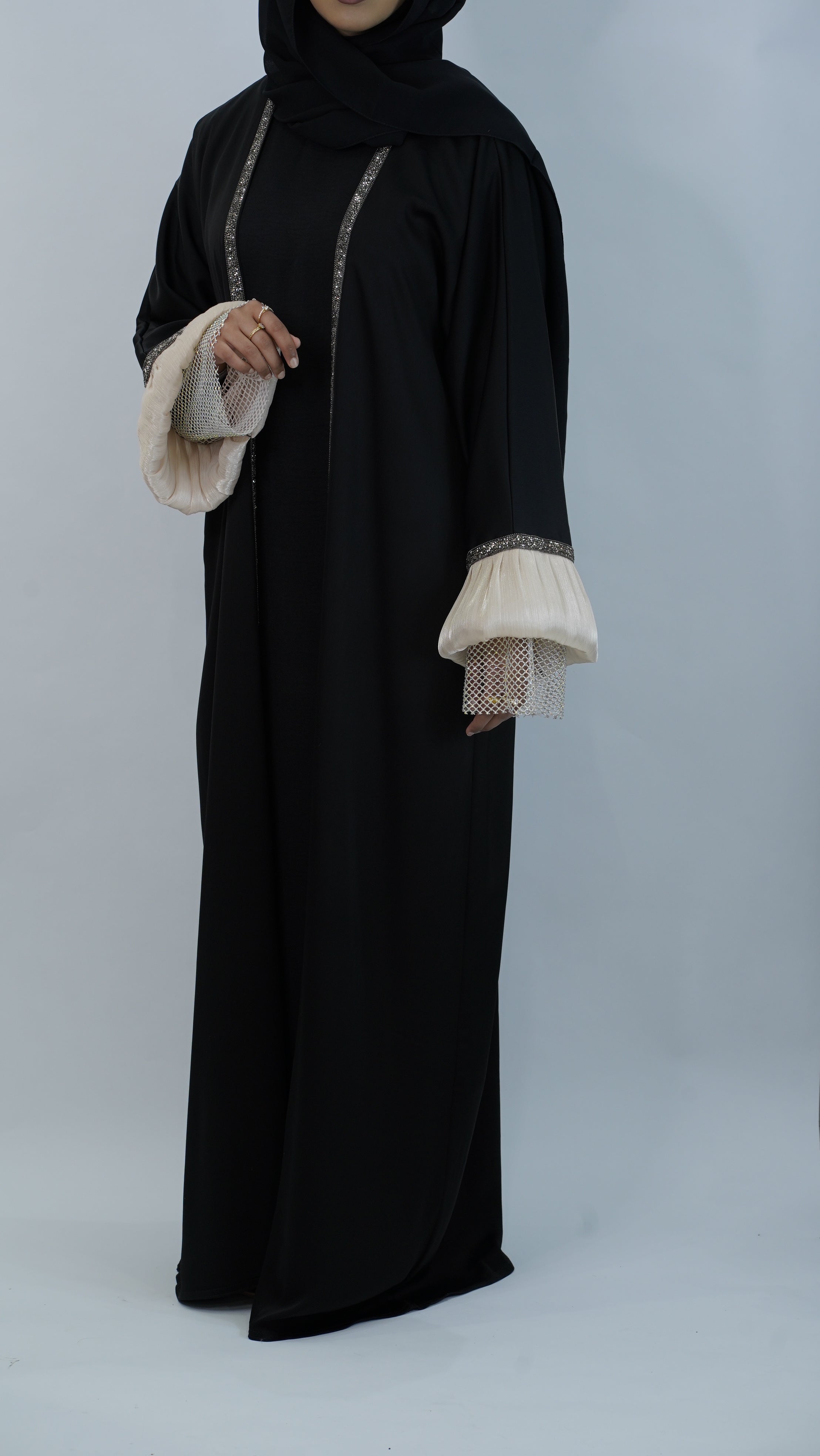 Khoshi Black Abaya
